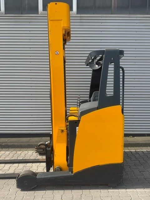 Jungheinrich ETV214 Schubmaststapler www.hsr-gabelstapler.de