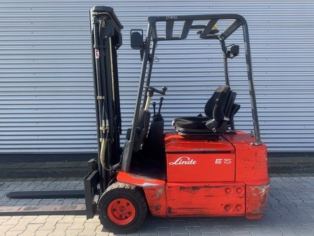 Linde E15Z-02 Elektro 3 Rad-Stapler www.hsr-gabelstapler.de
