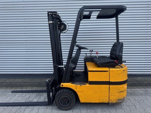 Steinbock Boss JE10-50 MK Elektro 3 Rad-Stapler www.hsr-gabelstapler.de