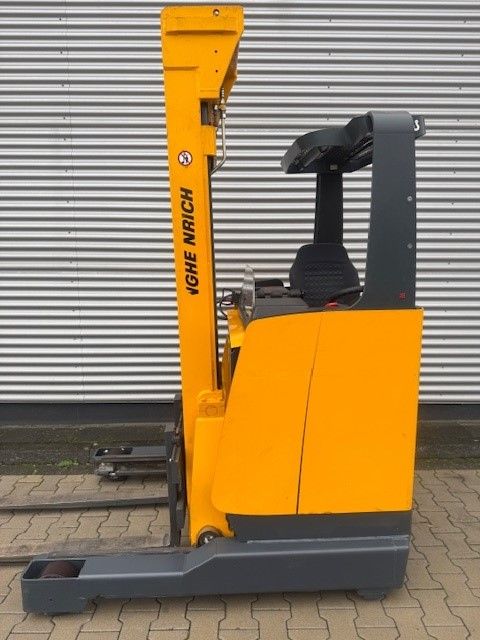 Jungheinrich ETV 12 Schubmaststapler www.hsr-gabelstapler.de Jungheinrich ETV 12 Schubmaststapler www.hsr-gabelstapler.de