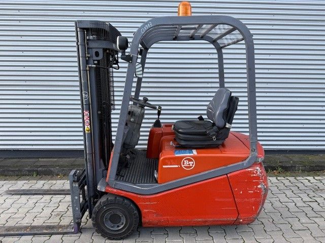 BT CBE 1.2 Elektro 3 Rad-Stapler www.hsr-gabelstapler.de BT CBE 1.2 Elektro 3 Rad-Stapler www.hsr-gabelstapler.de