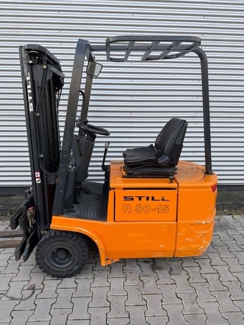 Still R50-15 Elektro 3 Rad-Stapler www.hsr-gabelstapler.de Still R50-15 Elektro 3 Rad-Stapler www.hsr-gabelstapler.de