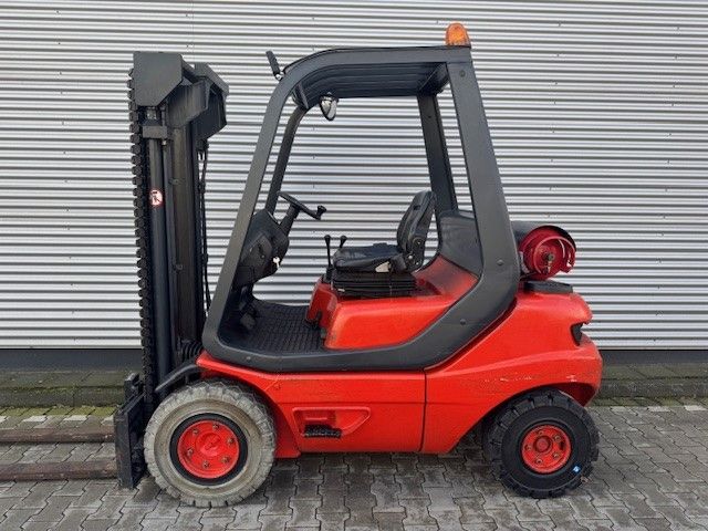 Linde H25T-02 Treibgasstapler www.hsr-gabelstapler.de
