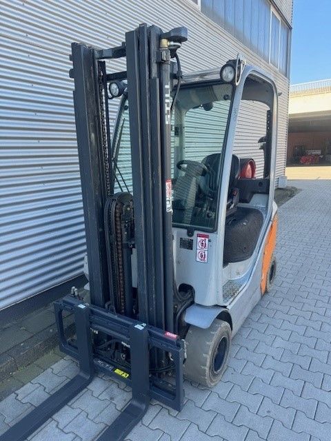 Still RX70-20T Treibgasstapler www.hsr-gabelstapler.de