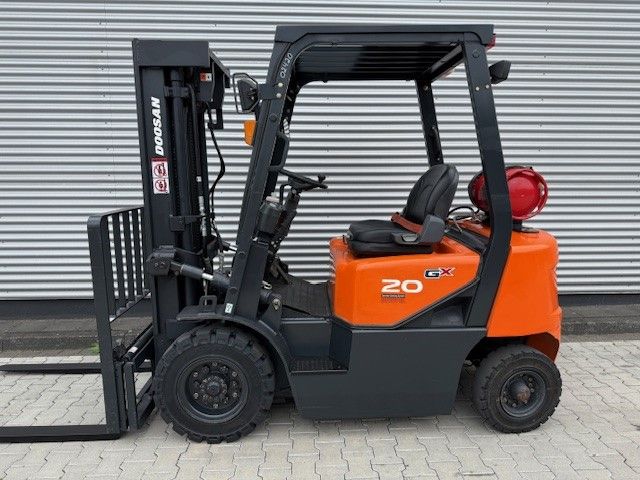 Doosan G20G Treibgasstapler www.hsr-gabelstapler.de