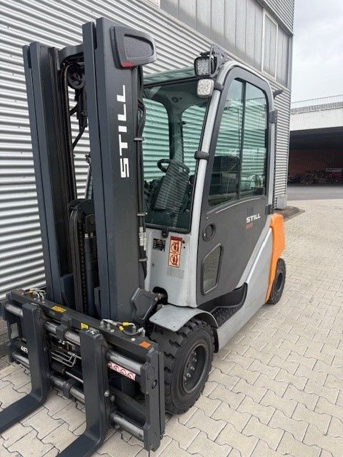 Still RX70-30T Treibgasstapler www.hsr-gabelstapler.de Still RX70-30T Treibgasstapler www.hsr-gabelstapler.de