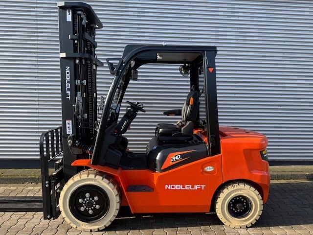 Noblelift CPD30-AF1S Elektro 4 Rad-Stapler www.hsr-gabelstapler.de