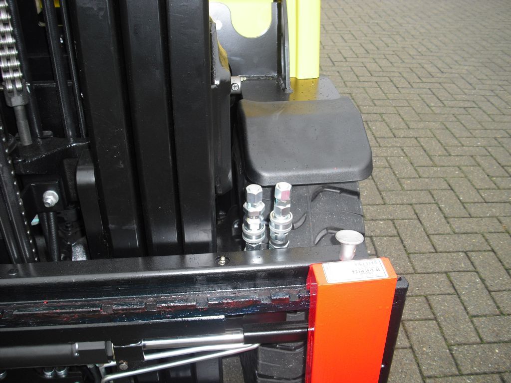 Hyster-H3.00FT -Dieselstapler-www.htc-stapler.de Hyster-H3.00FT -Dieselstapler-www.htc-stapler.de