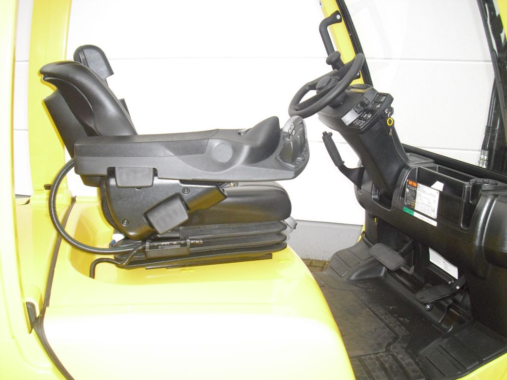 Hyster-H2.50FTG Advance-Treibgasstapler-www.htc-stapler.de Hyster-H2.50FTG Advance-Treibgasstapler-www.htc-stapler.de
