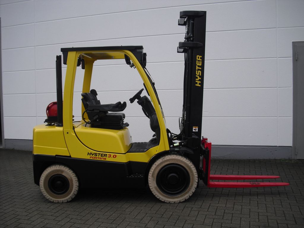 Hyster-H3.00FTG Advance-Treibgasstapler-www.htc-stapler.de Hyster-H3.00FTG Advance-Treibgasstapler-www.htc-stapler.de