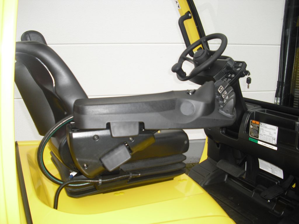 Hyster-H3.00FTG Advance-Treibgasstapler-www.htc-stapler.de Hyster-H3.00FTG Advance-Treibgasstapler-www.htc-stapler.de