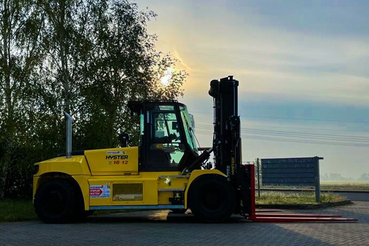 Hyster-H16XD12-Schwerlaststapler - Diesel-www.htc-stapler.de