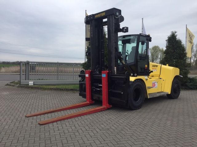 Hyster-H16XD12-Schwerlaststapler-www.htc-stapler.de
