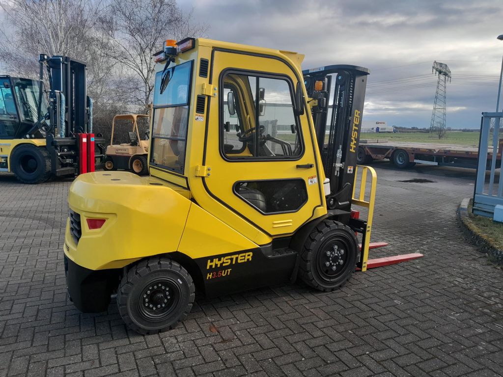 Hyster-H3.5UT-Dieselstapler-www.htc-stapler.de