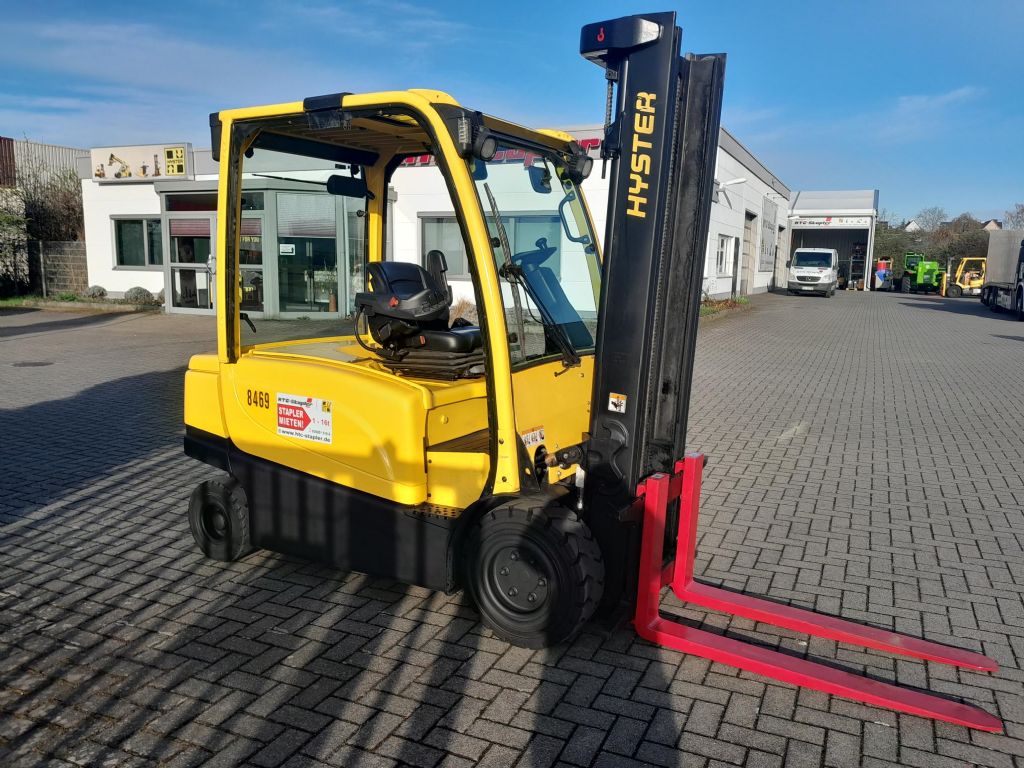 Hyster-J3.5XN-Elektro 4 Rad-Stapler-www.htc-stapler.de