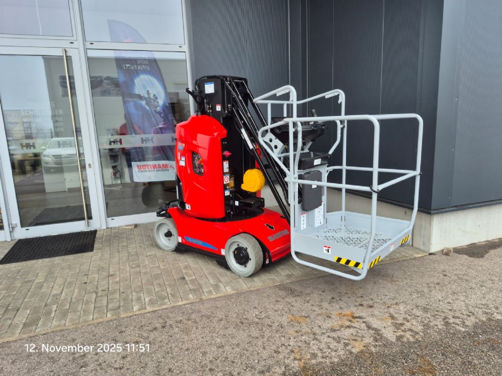 Manitou 100 VJR Teleskopmastbühne www.huh-staplerservice.at Manitou 100 VJR Teleskopmastbühne www.huh-staplerservice.at