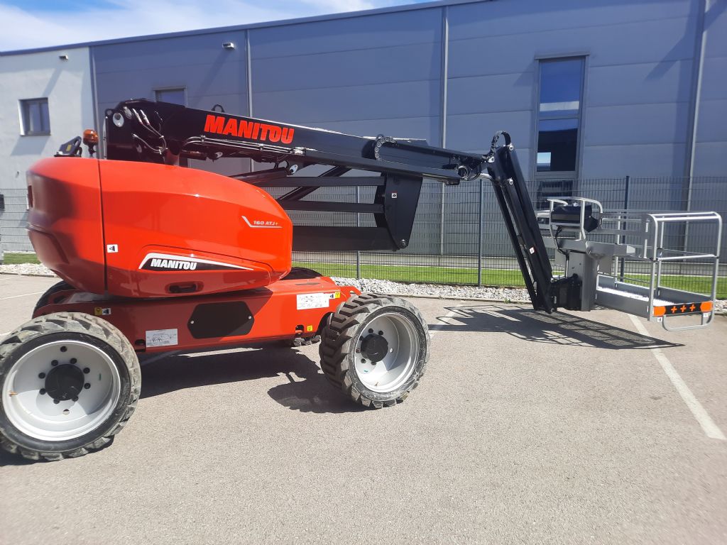 Manitou 160 ATJ Plus Gelenkteleskopbhne www.huh-staplerservice.at