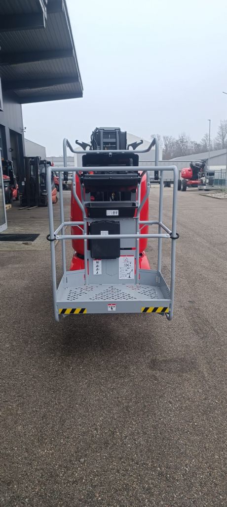 Manitou 100 VJR Teleskopmastb�hne www.huh-staplerservice.at