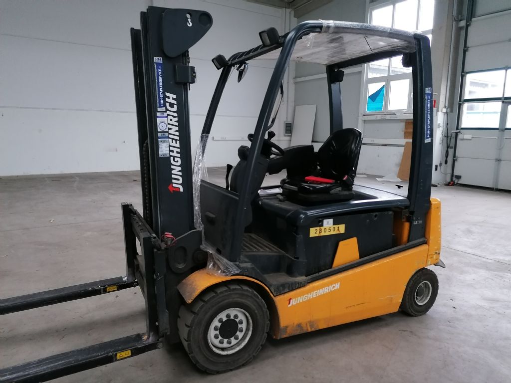 Jungheinrich EFG 430 Elektro 4 Rad-Stapler www.huh-staplerservice.at