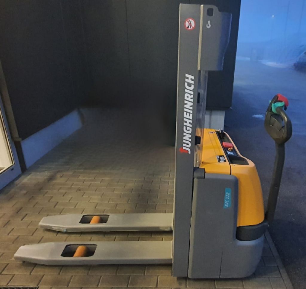 Jungheinrich EJC 112 Hochhubwagen www.huh-staplerservice.at