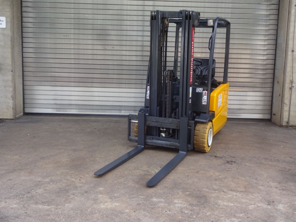 Jungheinrich-EFG-DF 20 MP-Elektro 3 Rad-Stapler-www.dejon-gabelstapler.de