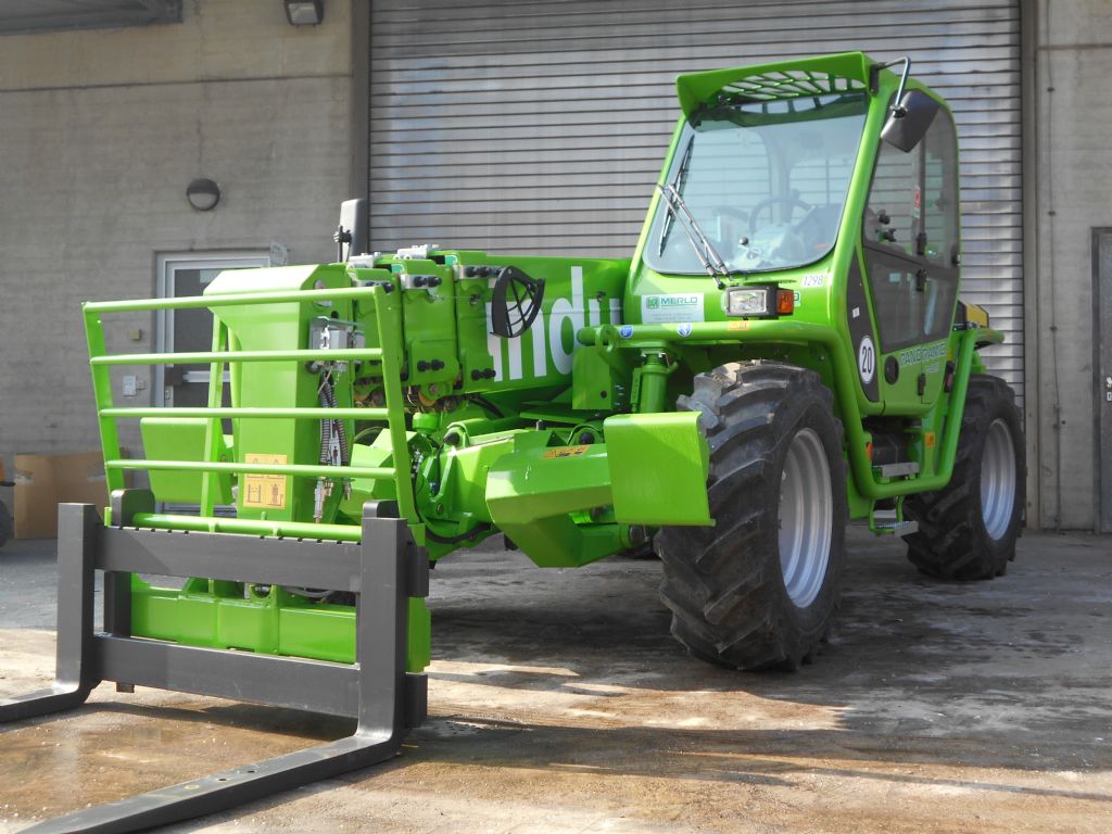 Merlo-P40.17-Teleskopstapler starr-www.dejon-gabelstapler.de