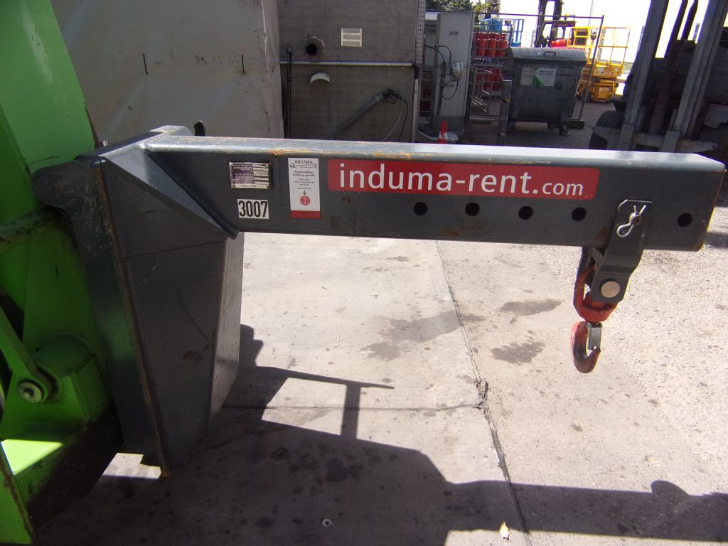 Merlo-Kranausleger-Kranarm-www.induma-rent.com