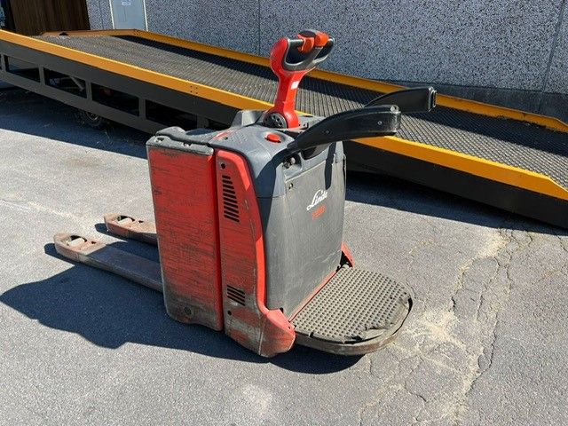 Linde T20AP Electric Pallet Truck www.ihgroup.be