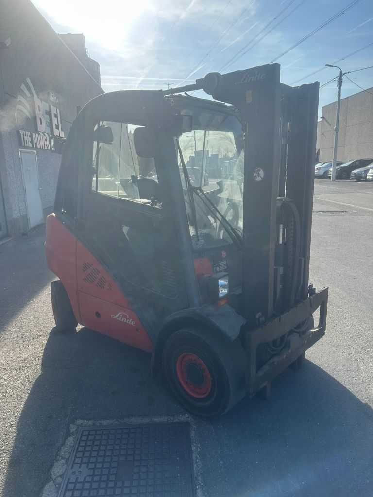 Linde H25T LPG Forklifts www.ihgroup.be