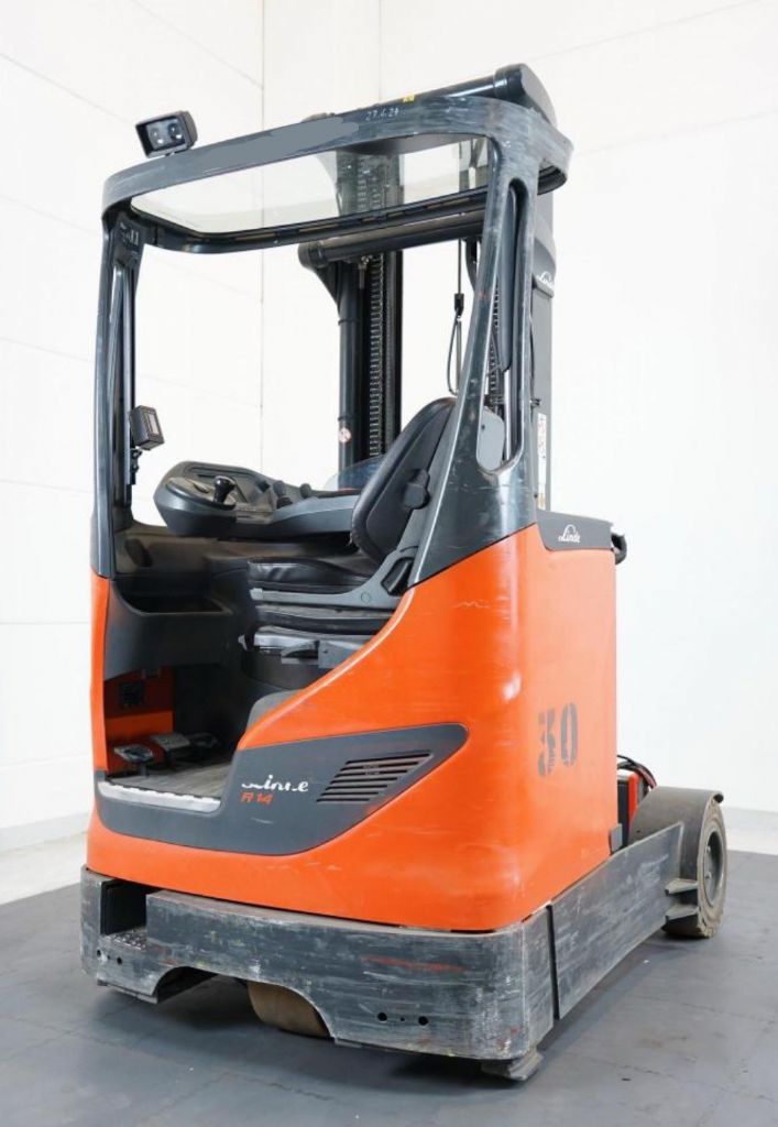 Linde R14G Reach Truck www.ihgroup.be