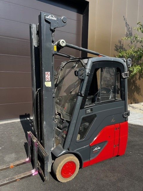 Linde E14-02 Electric 3-wheel forklift www.ihgroup.be