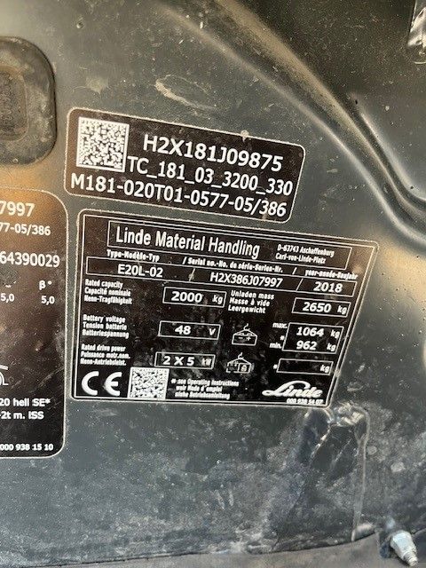 Linde E20L-02 Electric 3-wheel forklift www.ihgroup.be Linde E20L-02 Electric 3-wheel forklift www.ihgroup.be