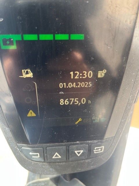 Linde E20L-02 Electric 3-wheel forklift www.ihgroup.be Linde E20L-02 Electric 3-wheel forklift www.ihgroup.be