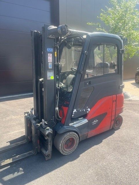 Linde E20PH Electric 4-wheel forklift www.ihgroup.be