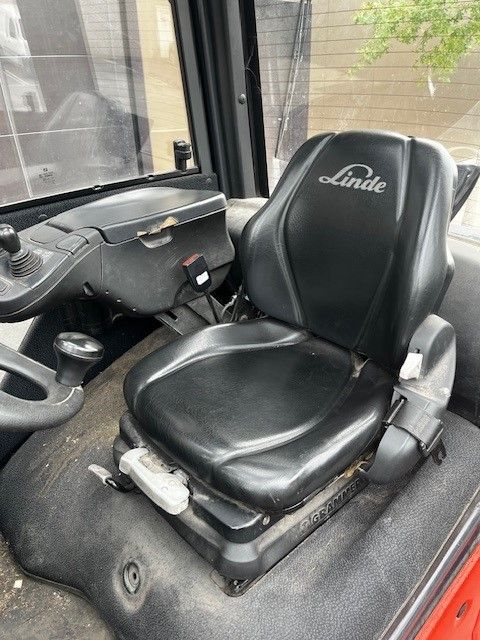 Linde H20T-01 LPG Forklifts www.ihgroup.be Linde H20T-01 LPG Forklifts www.ihgroup.be