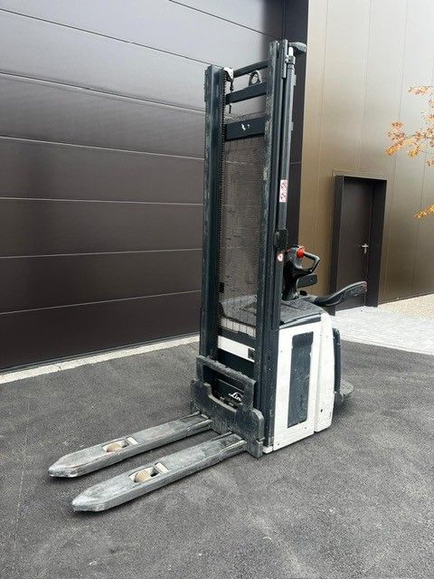 Linde L14AP Fahrerstandstapler www.ihgroup.be Linde L14AP Fahrerstandstapler www.ihgroup.be