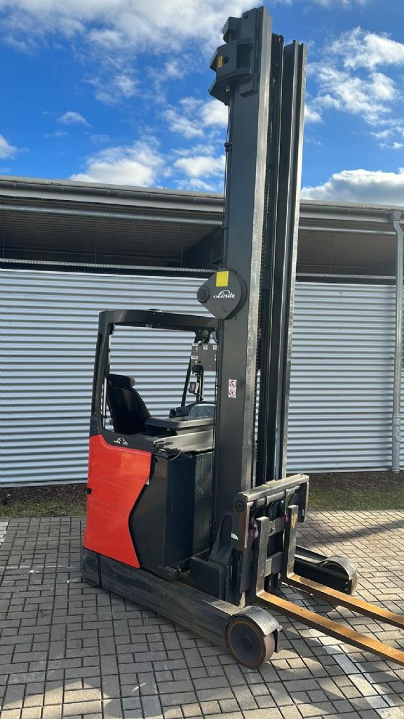 Linde R16HD-01 Reach Truck www.ihgroup.be