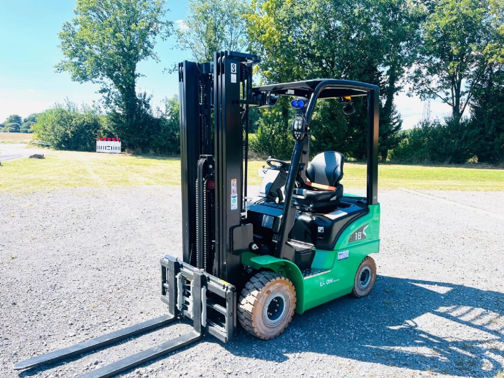 Hangcha CPD18-XD6 - Lithium Ionen Elektro 4 Rad-Stapler www.isfort.com