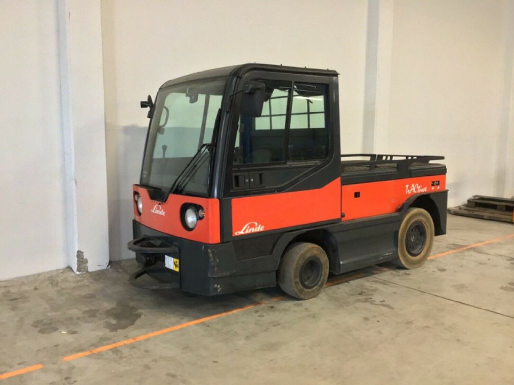 Linde P250 Tow Tractor www.isfort.com