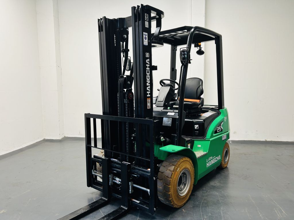 Hangcha CPD25-XCY2-SI Electric 4-wheel forklift www.isfort.com