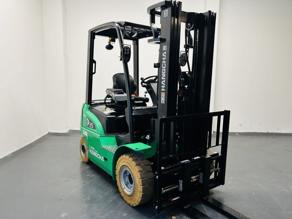 Hangcha CPD25-XCY2-SI Elektro 4 Rad-Stapler www.isfort.com Hangcha CPD25-XCY2-SI Elektro 4 Rad-Stapler www.isfort.com