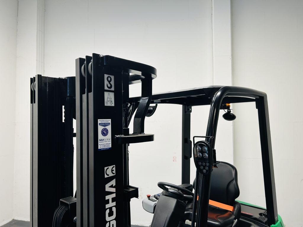 Hangcha CPD25-XCY2-SI Elektro 4 Rad-Stapler www.isfort.com Hangcha CPD25-XCY2-SI Elektro 4 Rad-Stapler www.isfort.com