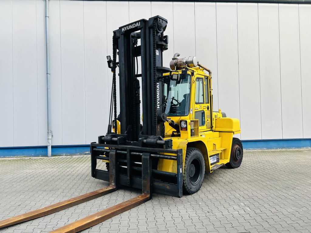 Hyundai 110D-7E Schwerlaststapler - Diesel www.isfort.com