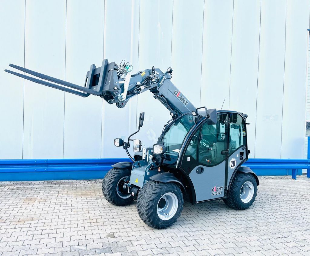 Giant GT5048 Teleskopstapler starr www.isfort.com