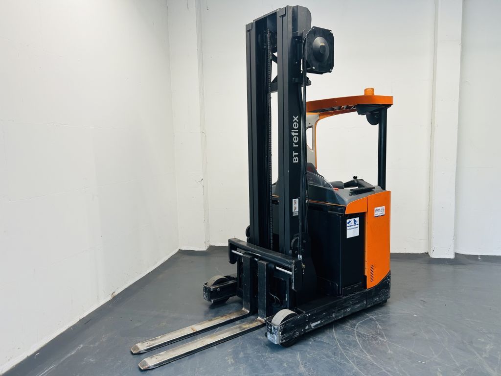 BT RRE160 Schubmaststapler www.isfort.com