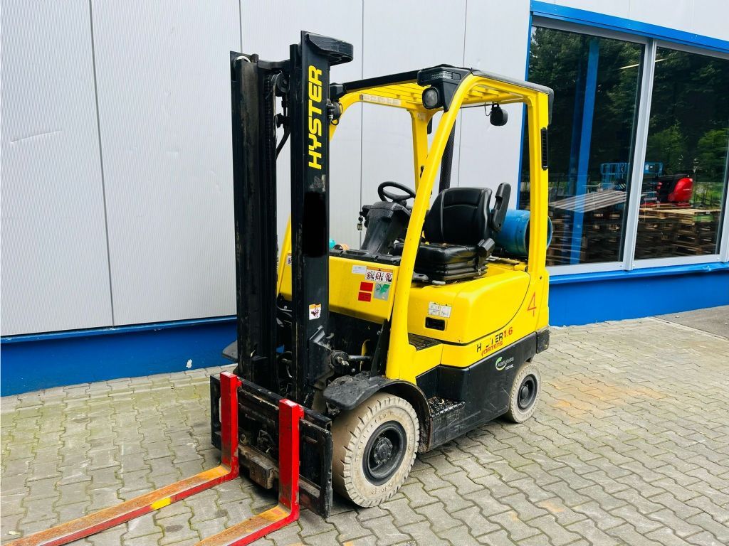 Hyster H1.6FT Treibgasstapler www.isfort.com