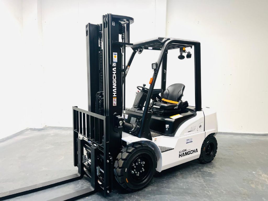 Hangcha CPD38-XE / Sonderfarbe  Electric 4-wheel forklift www.isfort.com