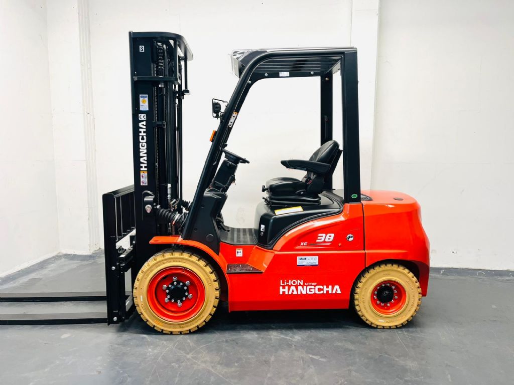 Hangcha CPD38-XE Electric 4-wheel forklift www.isfort.com