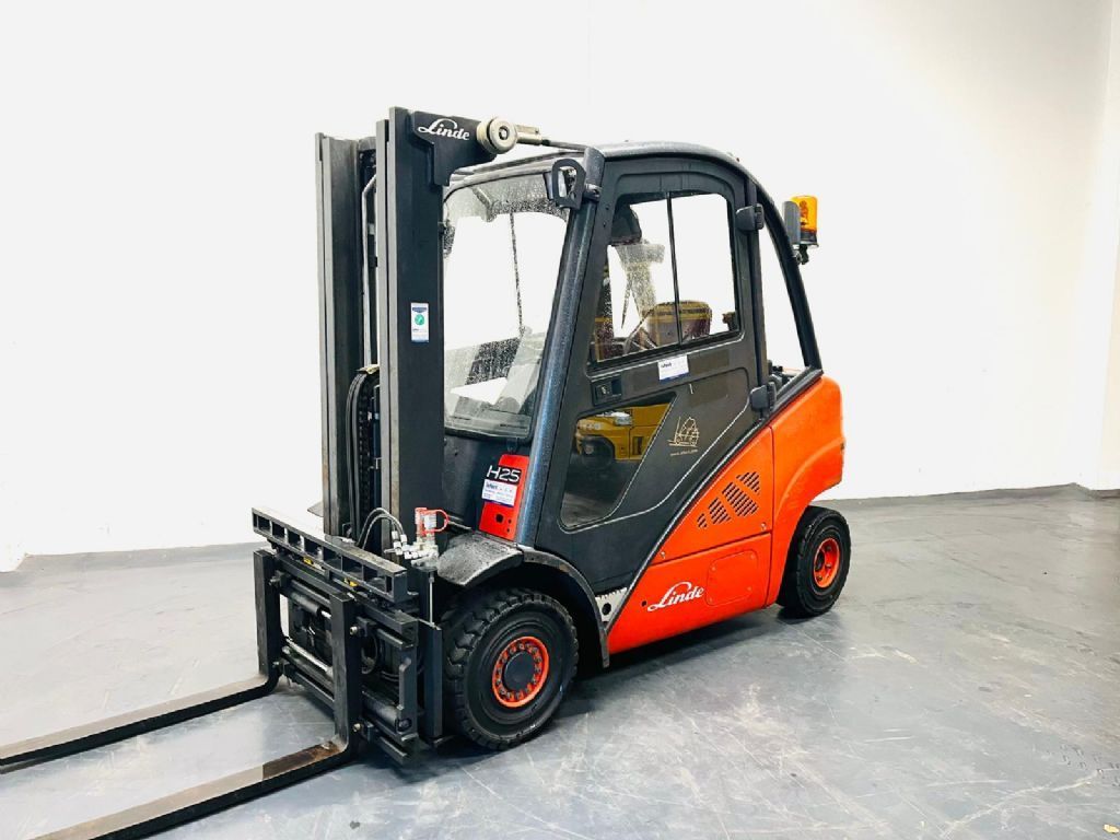 Linde H25D-01 Diesel Forklift www.isfort.com