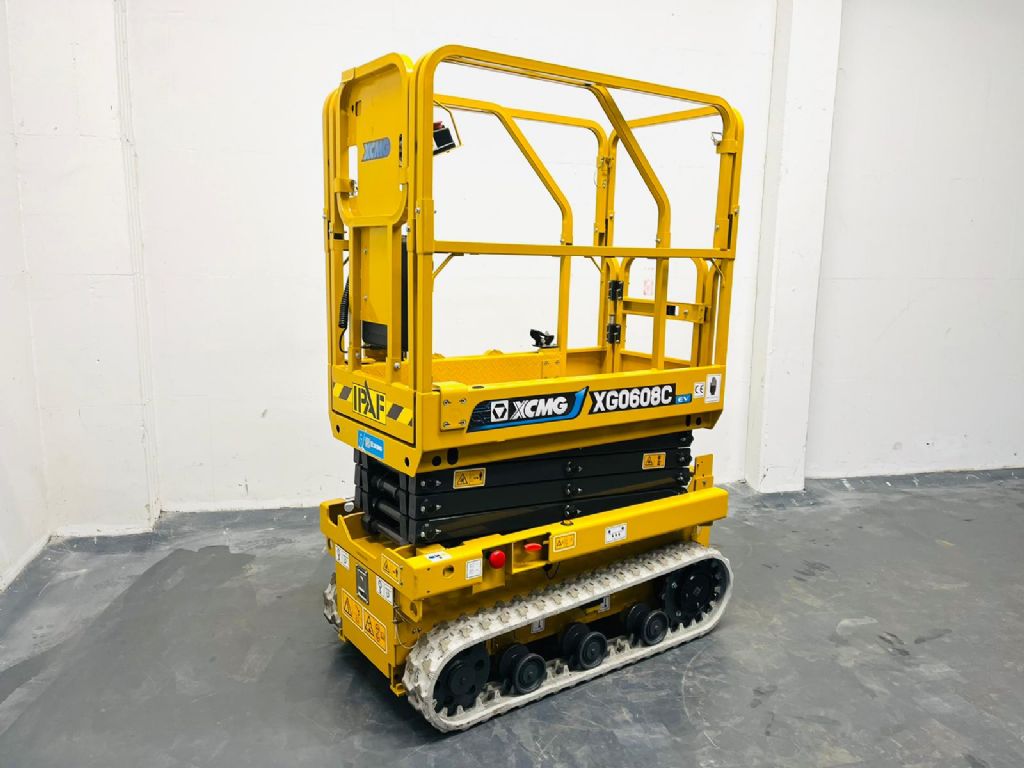 XCMG XCMG XG0608C - Raupenb�hne  Raupenarbeitsb�hne www.hanselmann.de